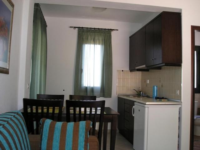 Golden Beach Inn Chrysi Ammoudia Habitación foto