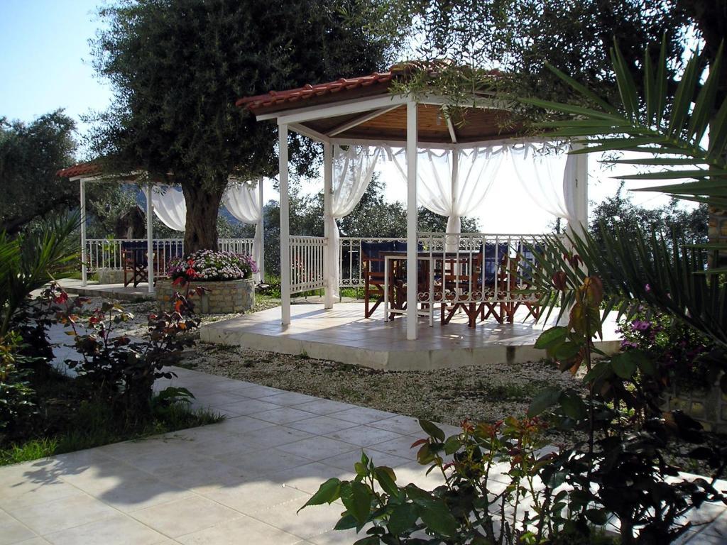 Golden Beach Inn Chrysi Ammoudia Habitación foto