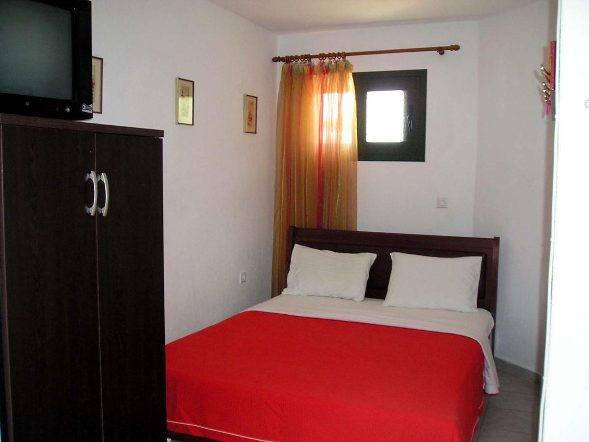 Golden Beach Inn Chrysi Ammoudia Exterior foto